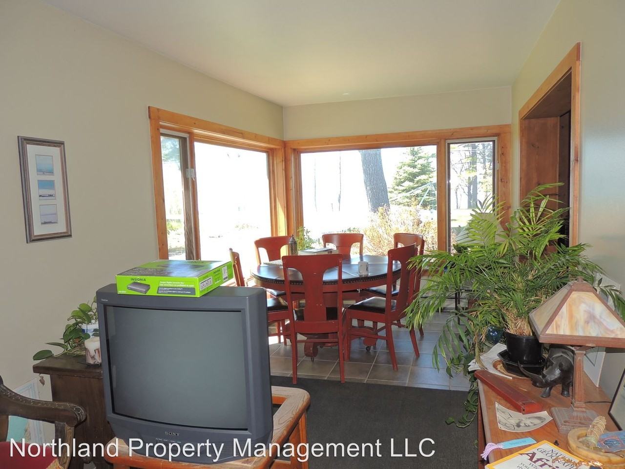 9202 Peninsula Dr - Photo 3 of 10