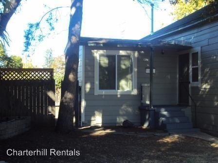 407 Lincoln St - Photo 2 of 5