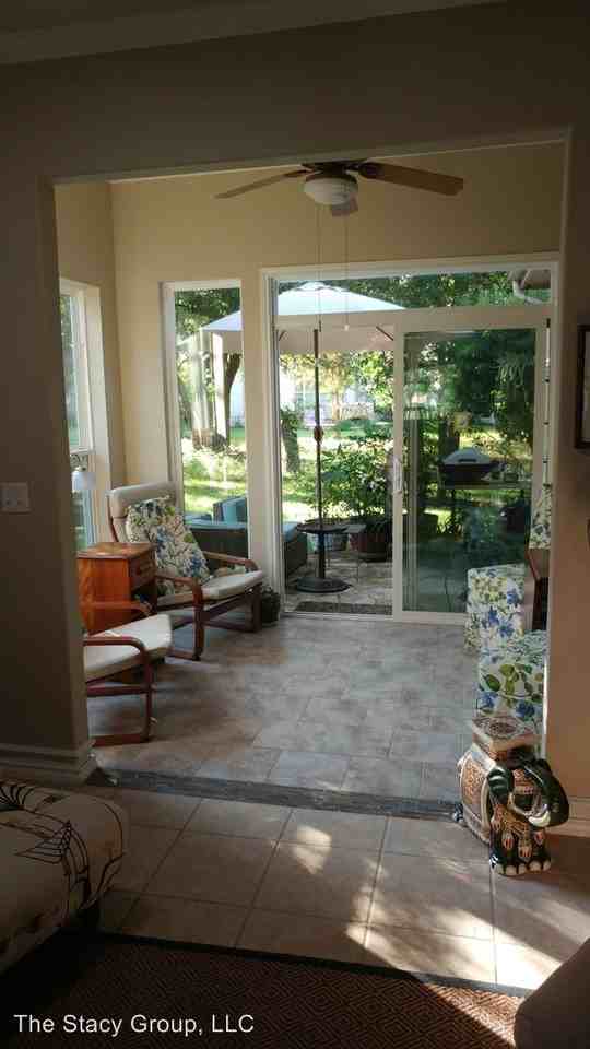 308 Summer Rd - Photo 3 of 21