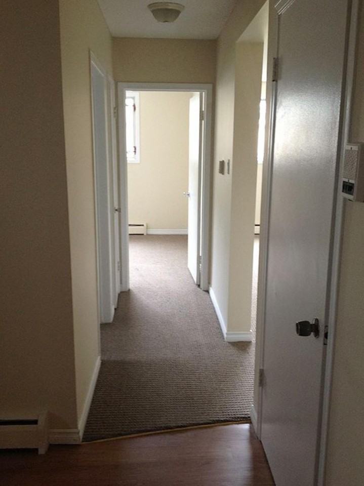 10033 154 St NW - Photo 3 of 18