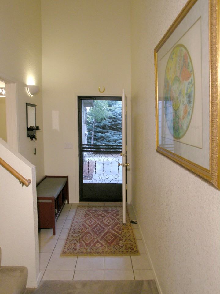 3018 N Joy Ln - Photo 2 of 14