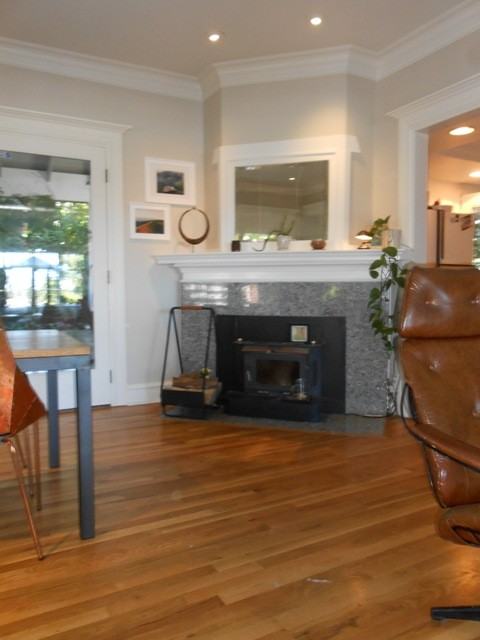 4412 45th Ave SW - Photo 3 of 34