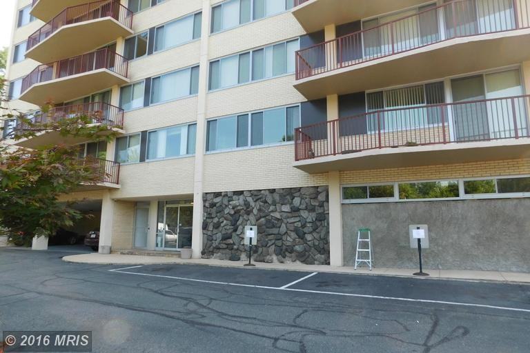 5353 Columbia Pike #702