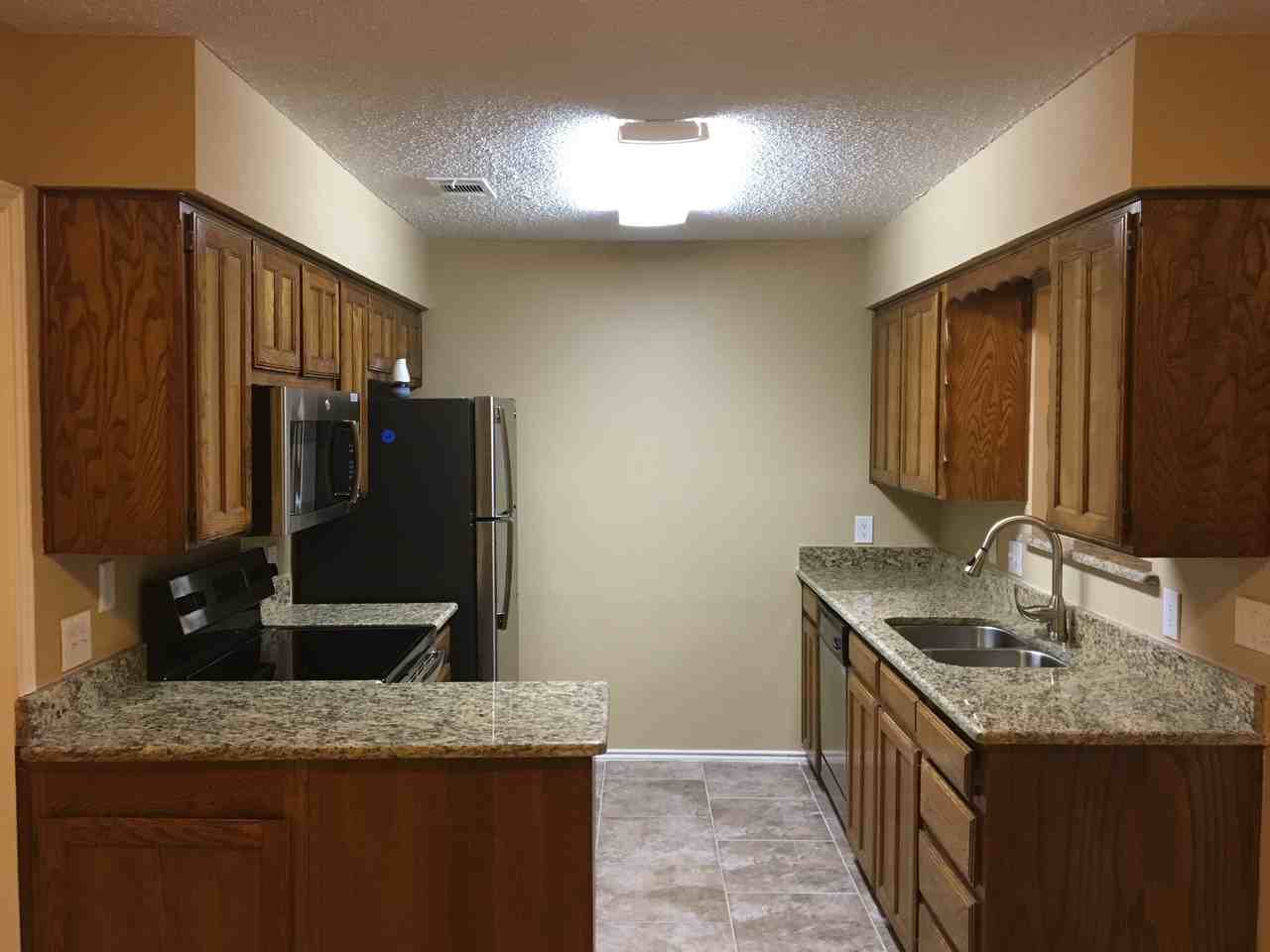 6336 N Park Dr - Photo 3 of 20