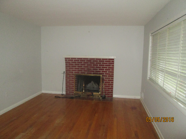 6205 Tyburn St - Photo 3 of 8