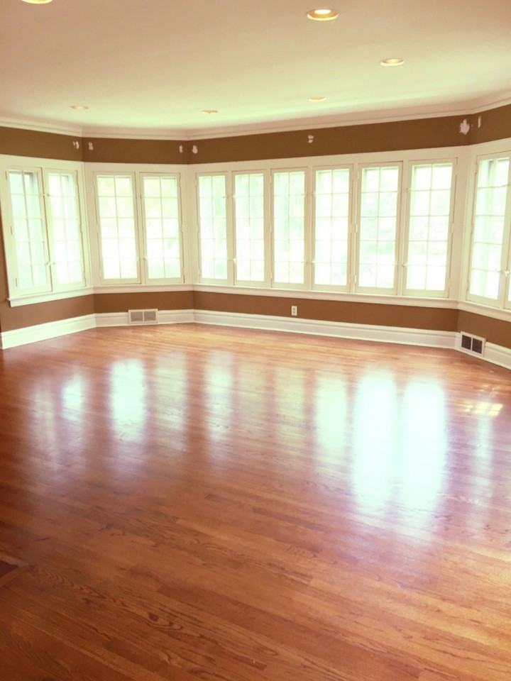 352 Selborne Rd - Photo 2 of 11