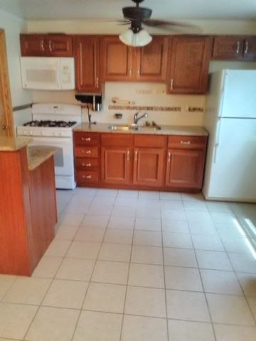 243 W 46th St - Photo 2 of 12