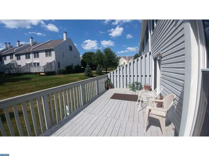 561 W Saxony Dr - Photo 3 of 19