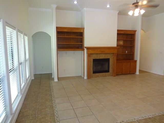 2434 Wind Hollow Dr - Photo 2 of 10