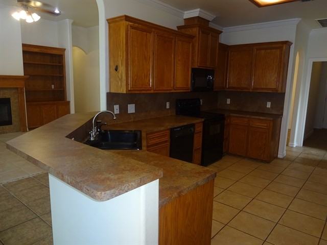 2434 Wind Hollow Dr - Photo 3 of 10