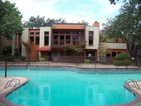 Advenir At Foxmoor Apartments 10843 N Central Expy, Dallas, TX 75231