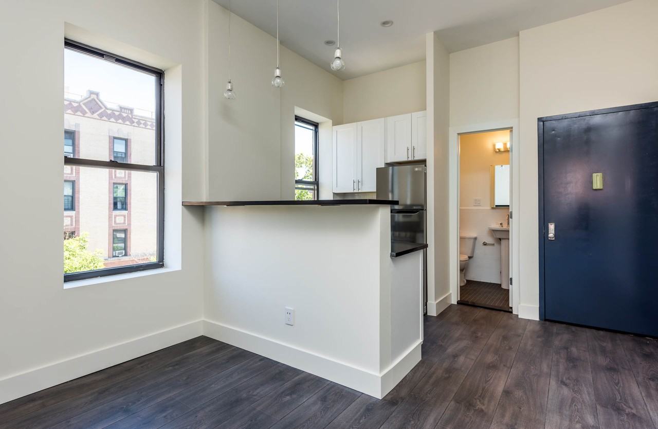 1684 Woodbine Street - Photo 3 of 14