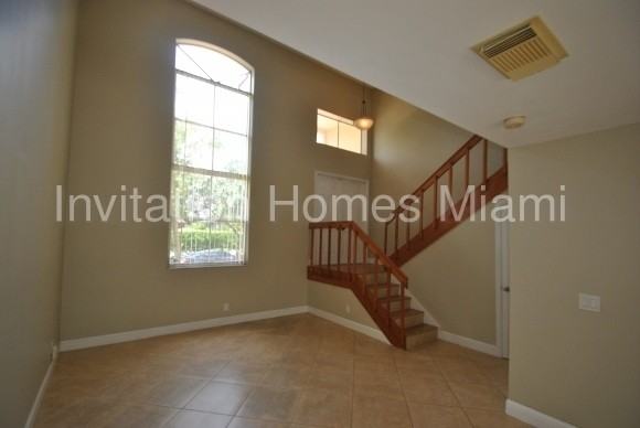7449 Santa Monica Dr - Photo 3 of 12