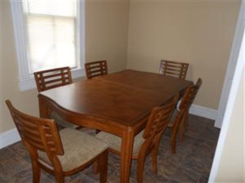 324 Chapel St - Photo 3 of 6