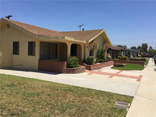 2537 Sierra St - Photo 2 of 2