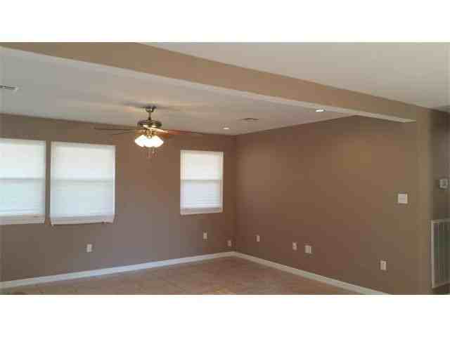 4919 Desire Dr - Photo 2 of 13