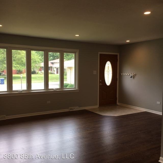 8800 85th Ave - Photo 3 of 13