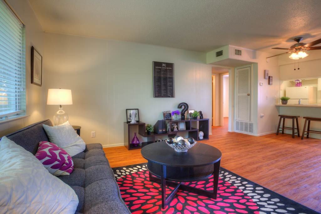 401 West 39th Street - Photo 2 of 71