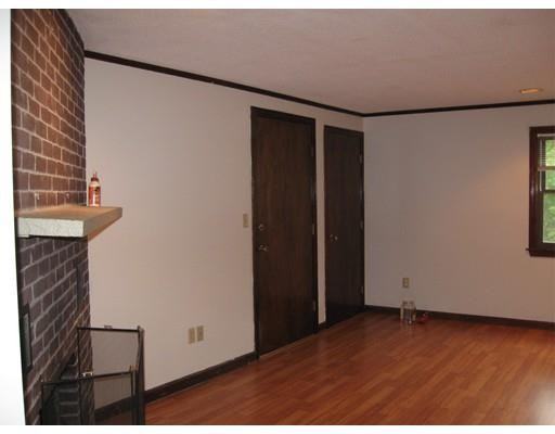 169 Norton Ave #3 - Photo 3 of 12