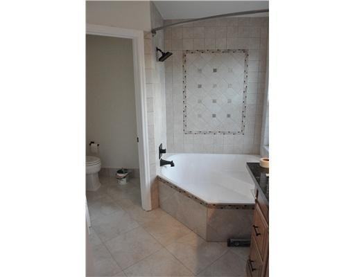 6741 Green Island Circle - Photo 3 of 5