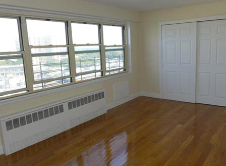 950 Underhill Ave #12D