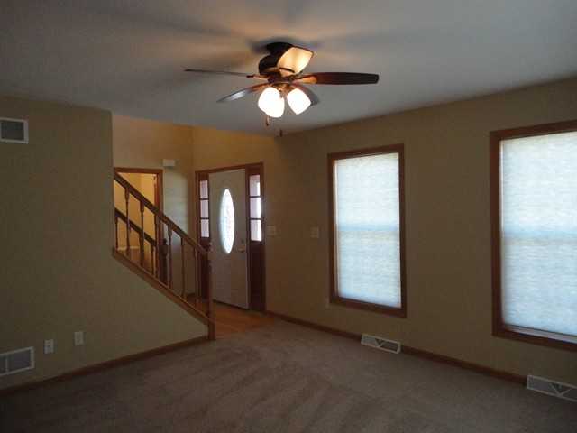 W199N16333 Erwin Way - Photo 2 of 13