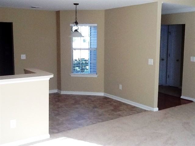 7204 Weavers Way - Photo 3 of 8