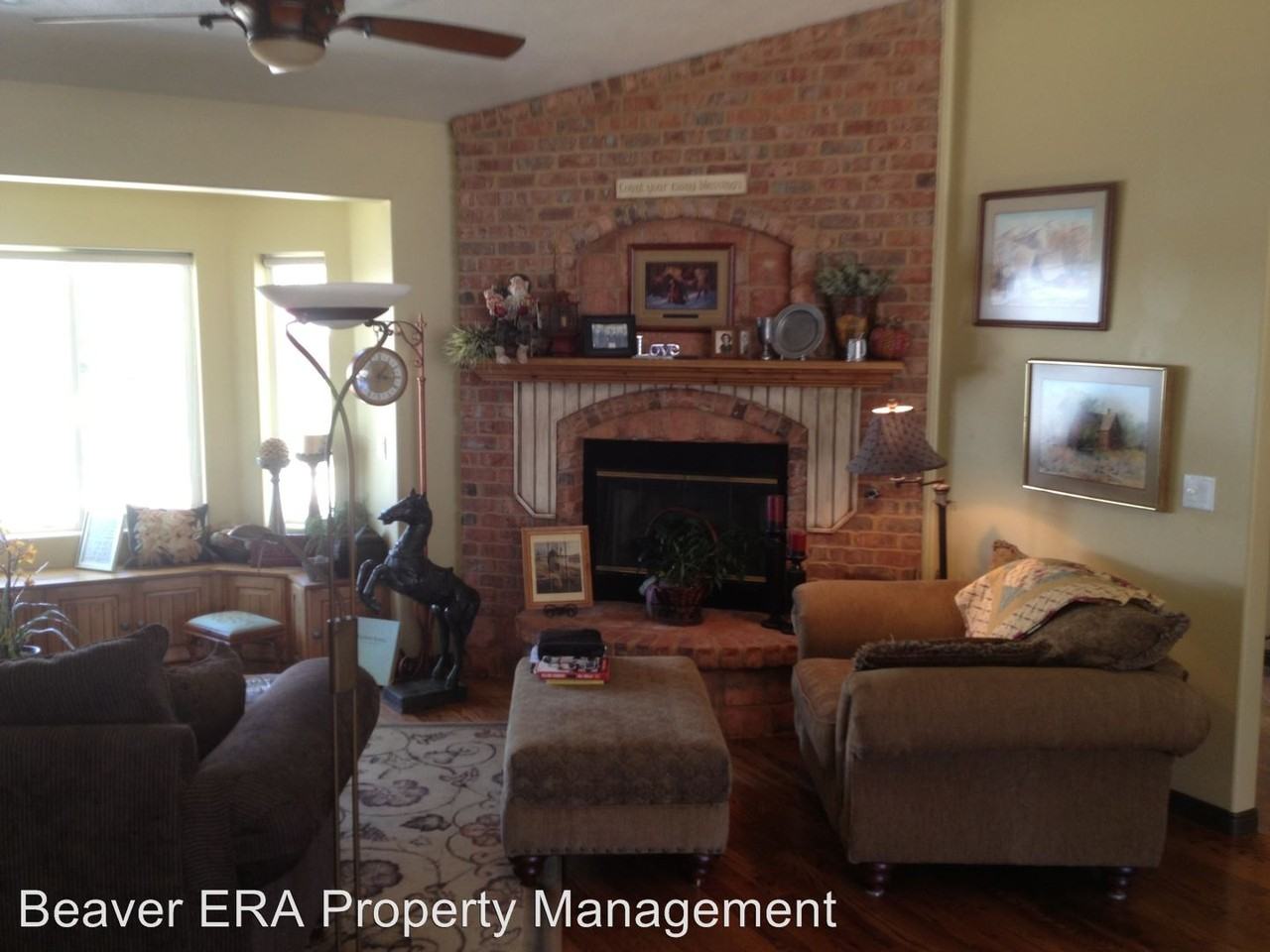 2445 Navajo Trail N - Photo 2 of 50