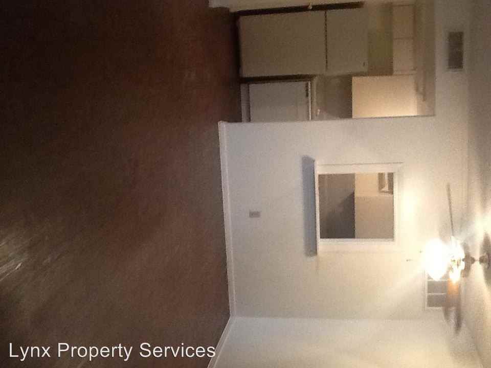 1717 West 35th Street - Photo 2 of 9