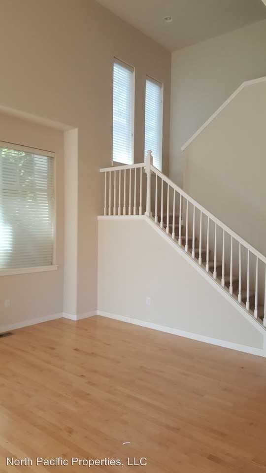 12024 Wilmington Way - Photo 2 of 10