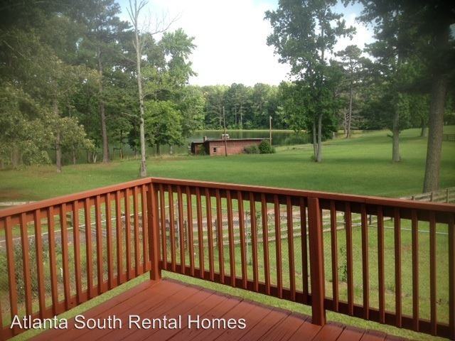 334 Porter Rd - Photo 3 of 17