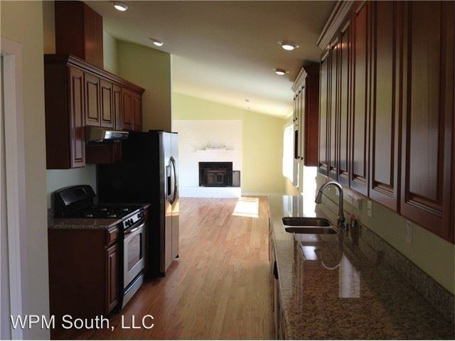 417 S 212th St - Photo 3 of 15