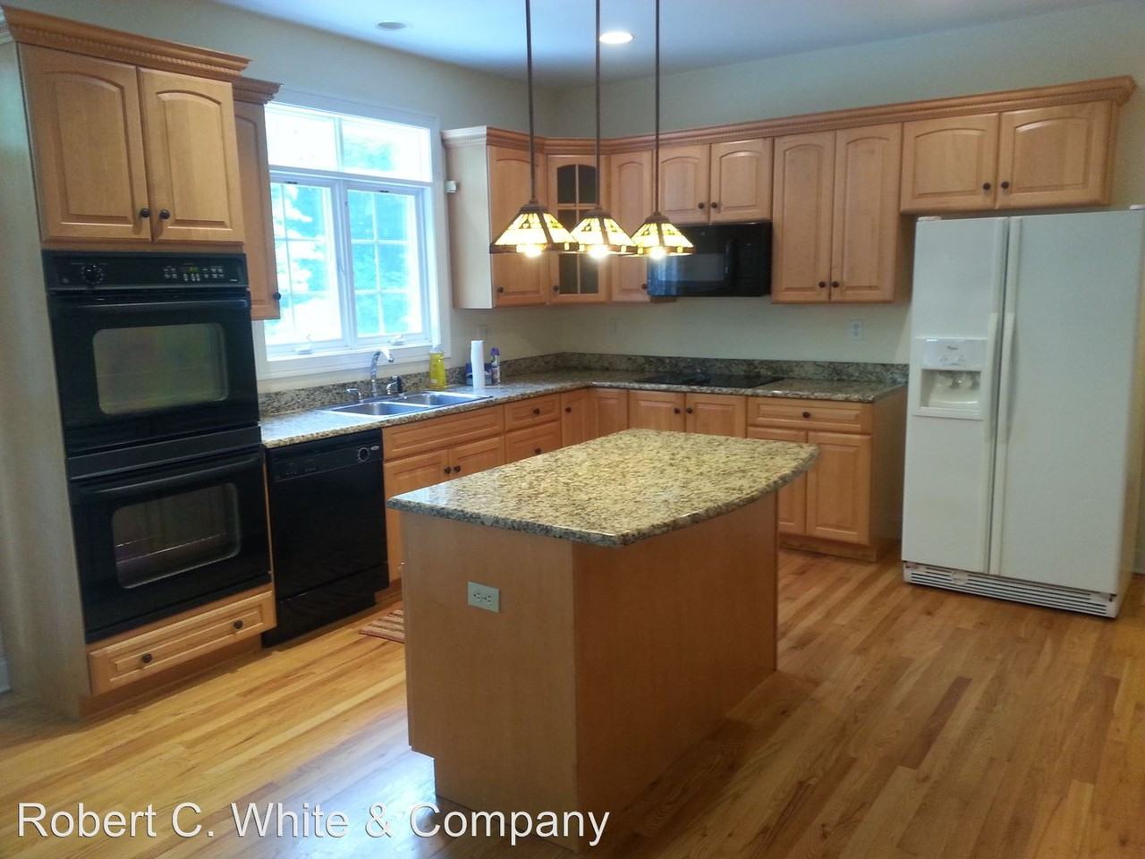 103 Nursery Ln - Photo 3 of 15