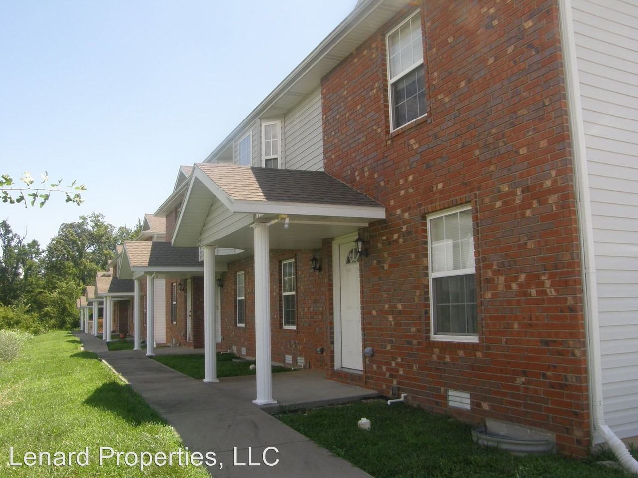 5701 N Orange Ln - Photo 3 of 17