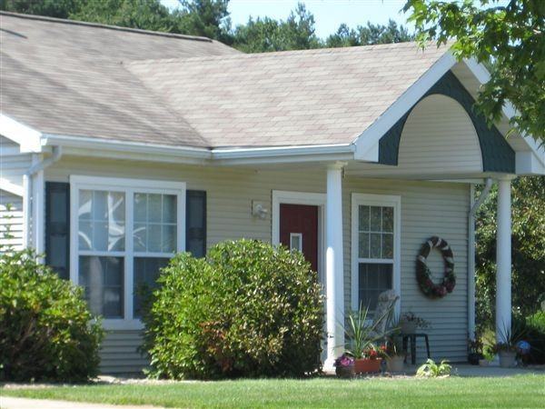 South Street Apartments - Photo 3 of 17