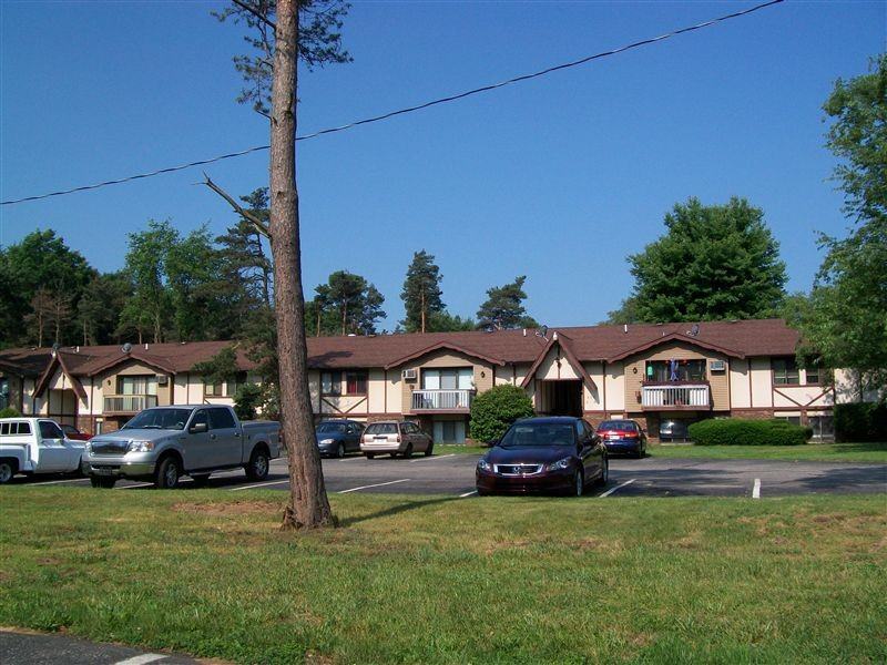 Pinewood Apartments - Photo 2 of 4