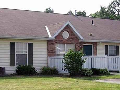 Elmwood Villas - Photo 2 of 6