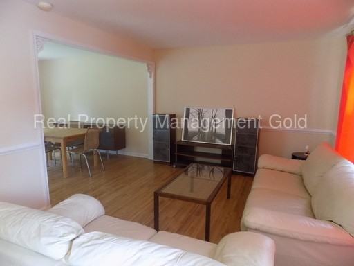 435 Patuxent Ct - Photo 3 of 11