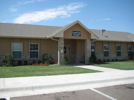 Cathy's Pointe Apartments - Photo 2 of 6