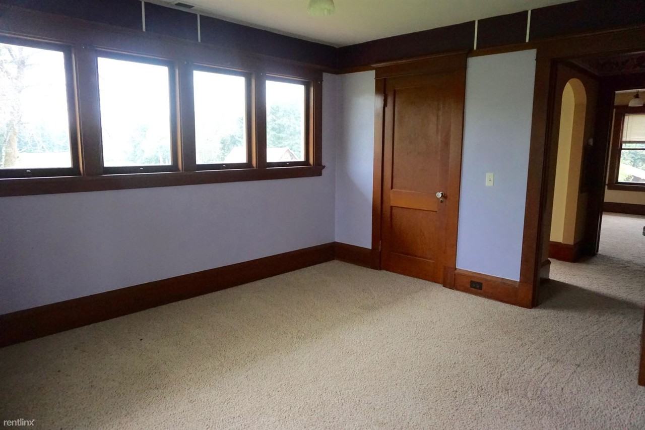 22876 OR-213 - Photo 3 of 10