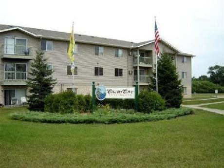 Country Cove Apartments 104 Poplar Ridge Dr, Norwood Young America