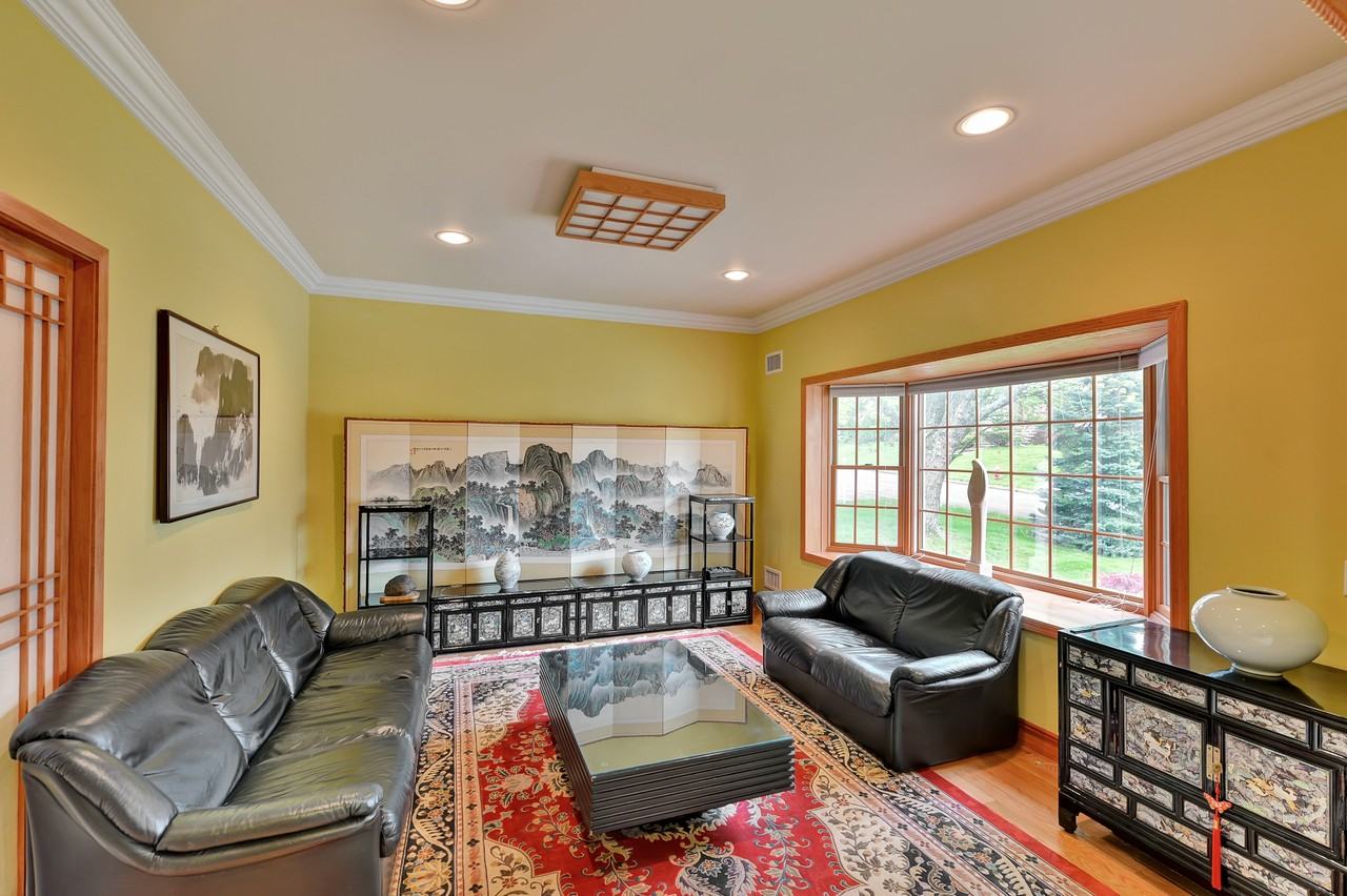 59 Toni Dr - Photo 2 of 26