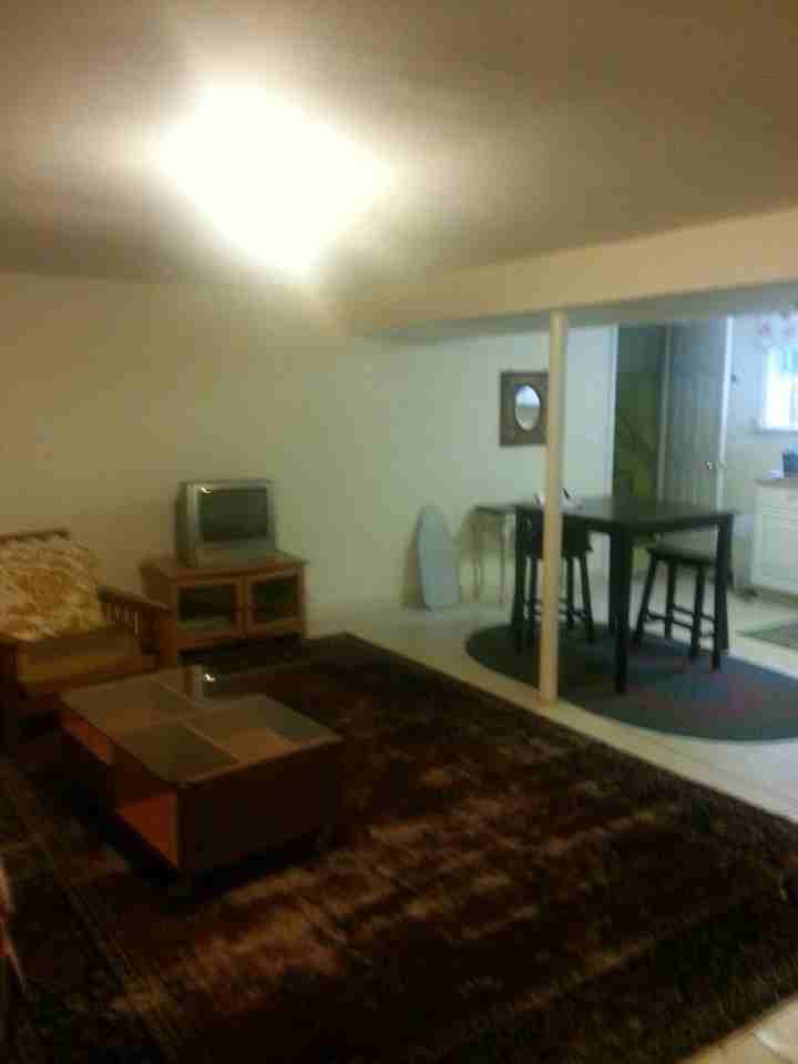 1 Wilshire Dr - Photo 2 of 6