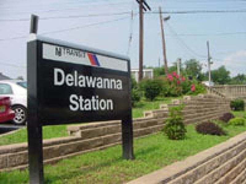 140 William St #2ndFL - Photo 3 of 8