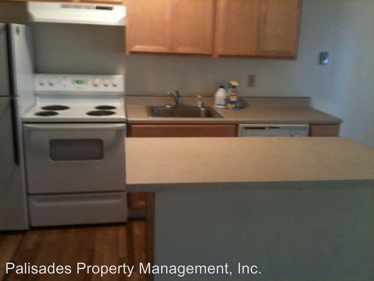 2230 SE Yamhill St - Photo 3 of 44