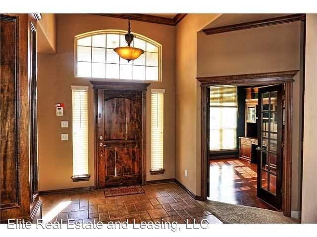 2729 NW 155th St - Photo 2 of 20