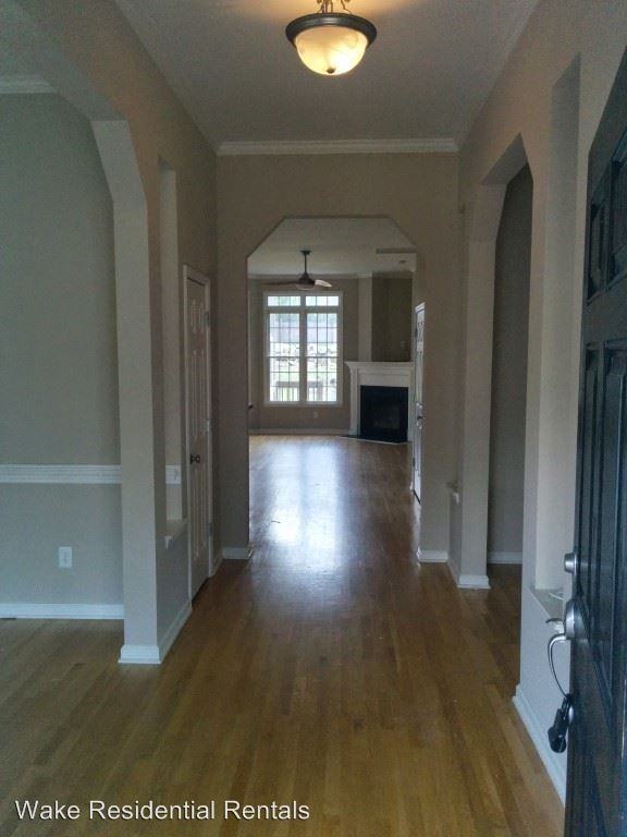 1529 Heritage Garden St - Photo 2 of 30