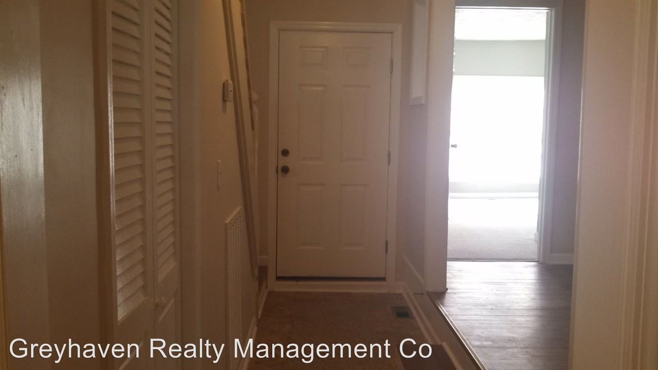 5615 St Elmo Ave - Photo 3 of 12