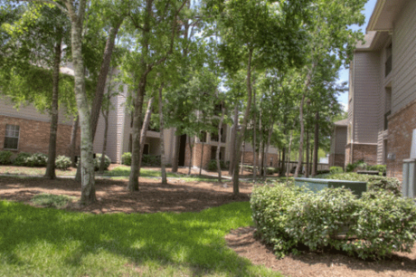 Eagle Crest Apartments - Photo 3 of 6