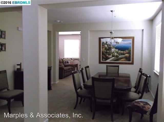 1866 White Sands St - Photo 3 of 17